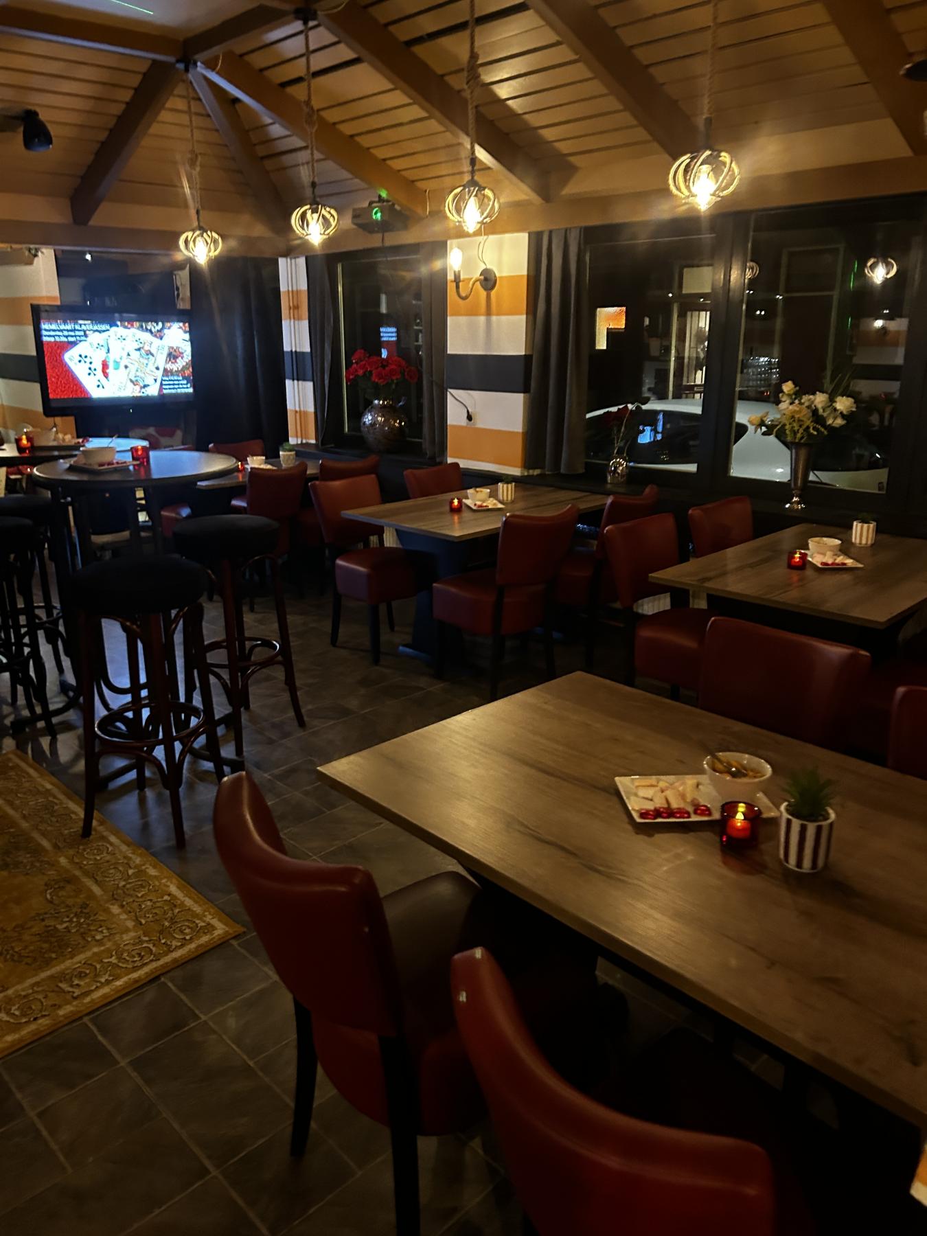 singleparty singlesfeest vrijgezellenfeest singles uitgaan Bij De Buren Zutphen DatingOost singleparty singlescafe 24 mei 2025 datingsite datingbureau cafe De Spaan relatiebemiddelingsbureau relatiebureau Dating Oost DatingOost.nl 